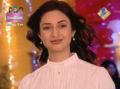 Divya pt prima data akasa la Sagar si Vidya - A ta pentru totdeauna-Amar and Divya Sagar and Vidya
