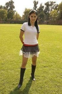 ok_1747 - maite peroni