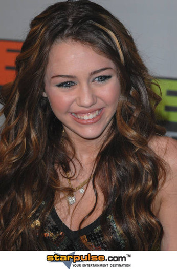 Miley%20Cyrus-SGG-025323 - miley cyrus