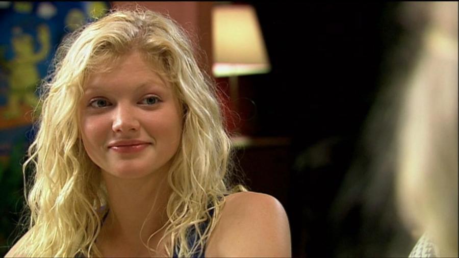 APSNBDBSBLRVVYSWISU - Cariba Heine