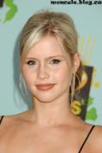 28 EMMA - claire holt