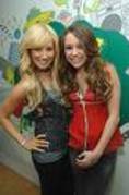 piiiio - miley cyrus and ashley tisdale