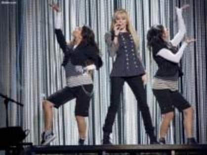 BQIRHQTYGDLPKGOBPKL - AICI CLUB HANNAH MONTANA