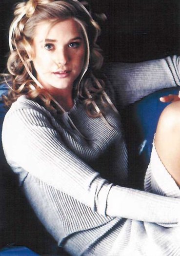 13an4 - Sonya Smith