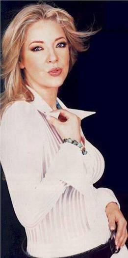 Edith_Gonz_lez_1223975038_1[1]