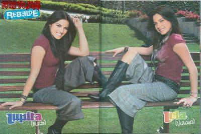 normal045b15dvv8 - Poze cu Maite Perroni