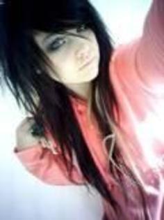 m_fbbcaaebb42a4ed0aea78992f4192150 - brokelle bones