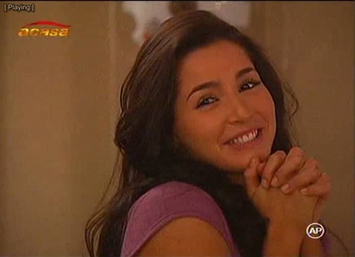 CFZETHUCVLQJMBRLWDV - Carmen Villalobos