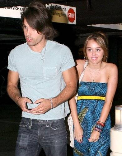 a11h0w - Miley Cyrus