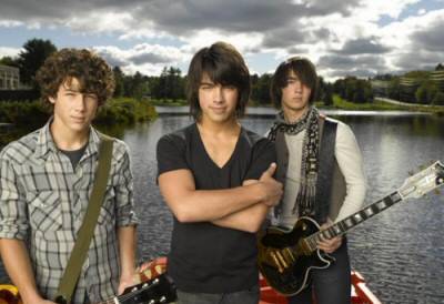 jonas_brothers_camp_rock - JoNaS bRoThErS