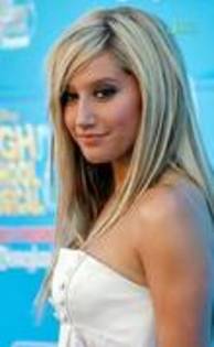 ashley-12 - poze cu ashley tisdale