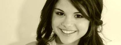 321432121 - selena gomez