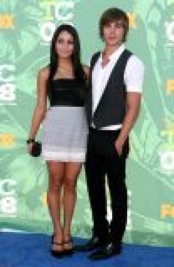 zac-efron_119 - poze hsm