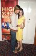 23 - Zanessa