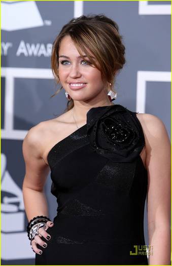 10 - Miley la premii