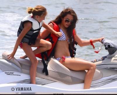 yamaha - Miley sora ei Noah Cyrus