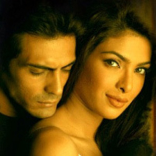 Protagonistii sunt:Priyanca Chopra si Arjun Rampal - YAKEEN-INCREDERE TRADATA-anul 2005