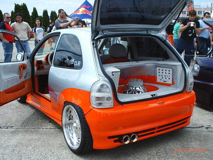 Picture 035 - TuningShow Oradea 2005