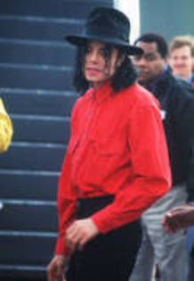 CVJRPTRONOHXAXBVECQ - michael jackson