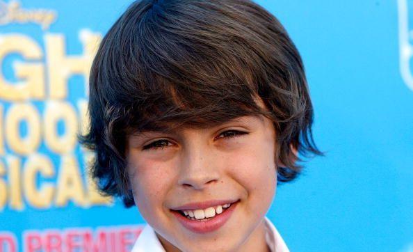 Jake-T-Austin-1195169350 - Poze cu desene emisiuni etc