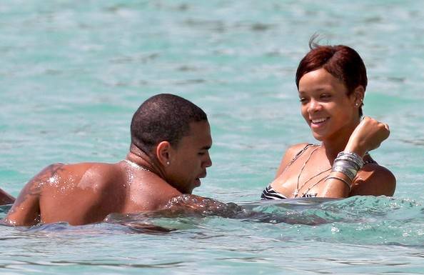 Rihanna+Chris+Brown+Frolic+Beach+Barbados+1oUvGbp9gd4l