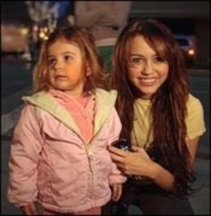 91 - poze rare Miley