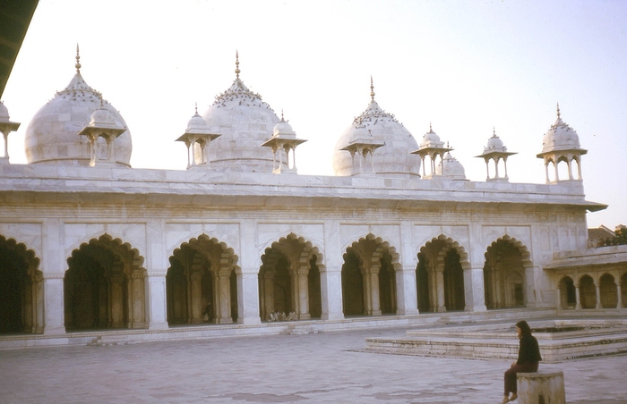 Red Fort in Agra - India (Pearl Mosque) - Islamic Architecture Around the World