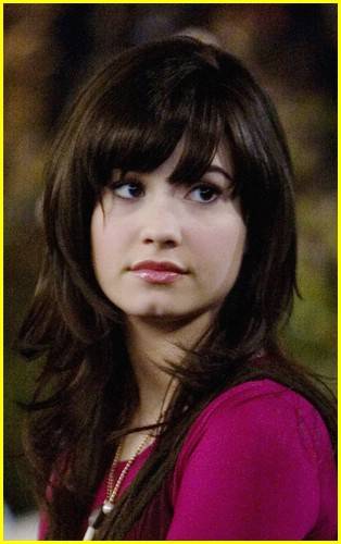 demi-lovato-heartbreak-kid-03