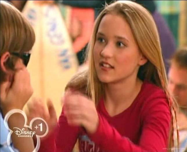 emilyosment-dot-org_hannahmontana-s1ep12-caps199 - poze hanah montana