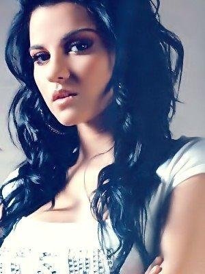 10624_1226445418285_1143528085_730168_6184146_n - Maite Peroni-pics NEW