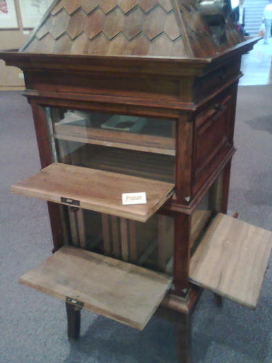 Imagine1098 - ApiMondia