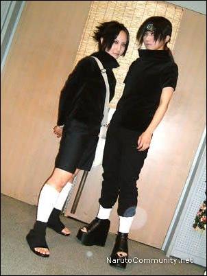 sasuke and itachi-cosplay