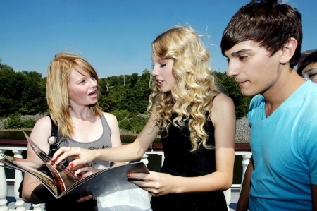 normal_tvshows_popstars008