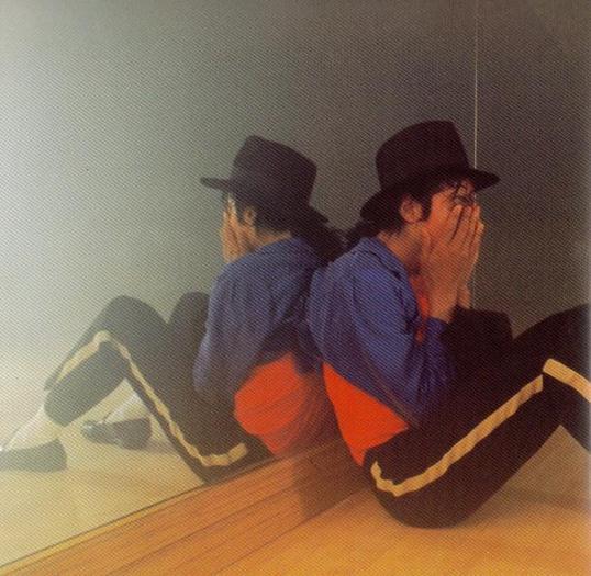 FEBMRNGUBNSNBEIQGZQ - Poze Michael Jackson1
