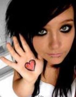 OQYHBUULELNTBMYGEDK - EMO