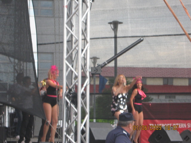 2exbuds - Elena Gheorghe