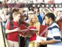 FQS9CAUBN7LBCAODMQLSCASY372UCA7YAEAGCAZT1QI7CAIJDYG9CA45KCU8CAOZCIBPCAY5BQYZCAEOKW9BCACK7N85CABU2AVE - high school musical toate pozele