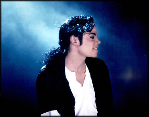 MJWXZNIMVDQAGKVEPYL - Poze Michael Jackson1
