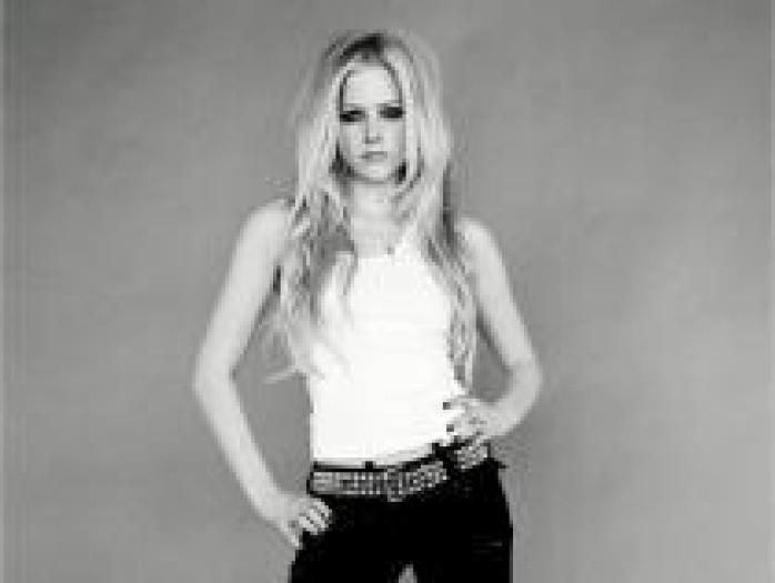 VUXKHKSYLFJJDKFVRIQ - avril lavigne