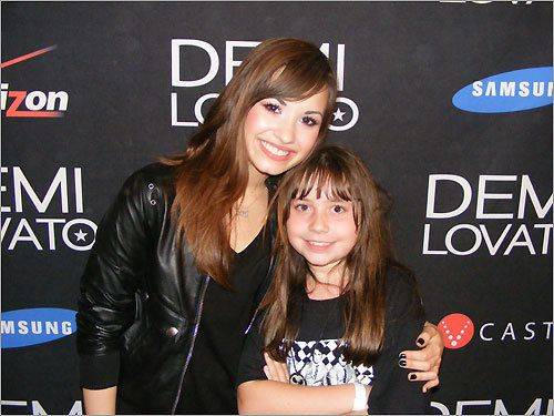 demilovato_net-burninguptourmeetgreet-0001