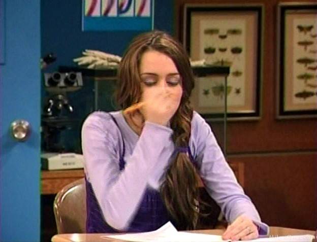 miley-cyrus_com-hannahmontana-season2promo1-048