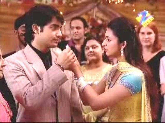 2005004574582198431_rs