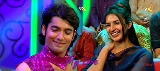 TWKYCDZKPVTZEMXUBKV - Divyanka si Sharad