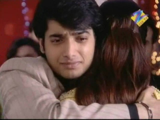 VIEFGFEGZAGKTSIZFZW - Divyanka si Sharad