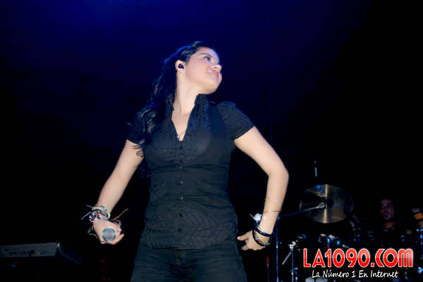 6odpogn - Poze Maite Perroni