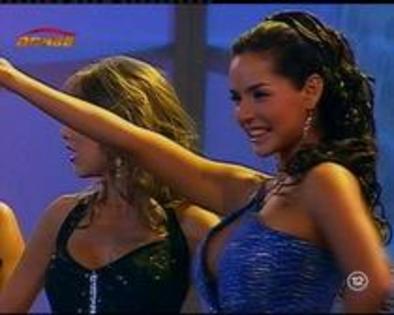 QRVVDJEAKHPYHGSSMAU - Carmen Villalobos-catalina