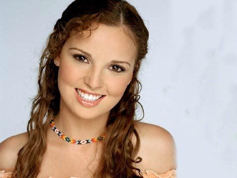 8b5uxppfjw50qnzrfq5-vi - Mariana Torres