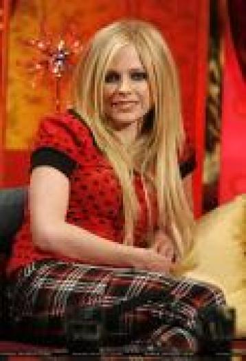 CKBPIUNGUQDNFVDGPQJ - alte poze cu avril lavigne