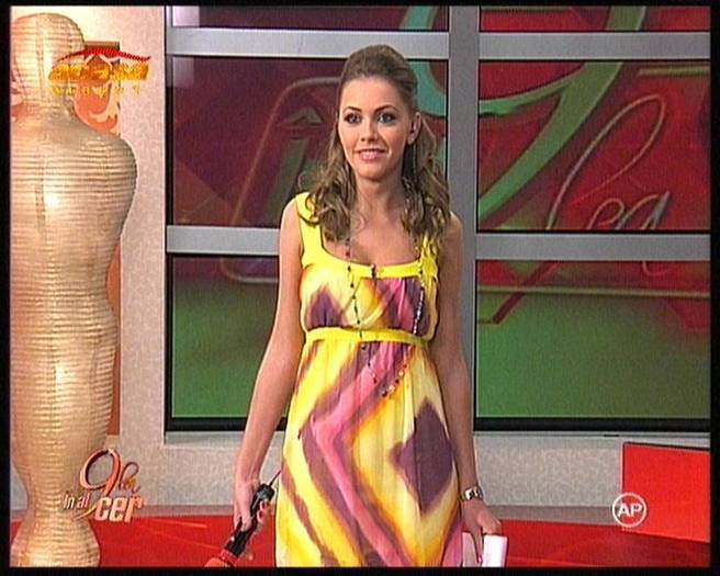 AKZTJHNWZNBWDIXKQOF - Andreea Patrascu