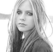 DXECPJNOLLJOMVFKIID - Avril Lavigne